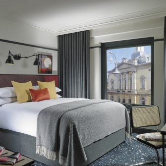 Mont bedroom